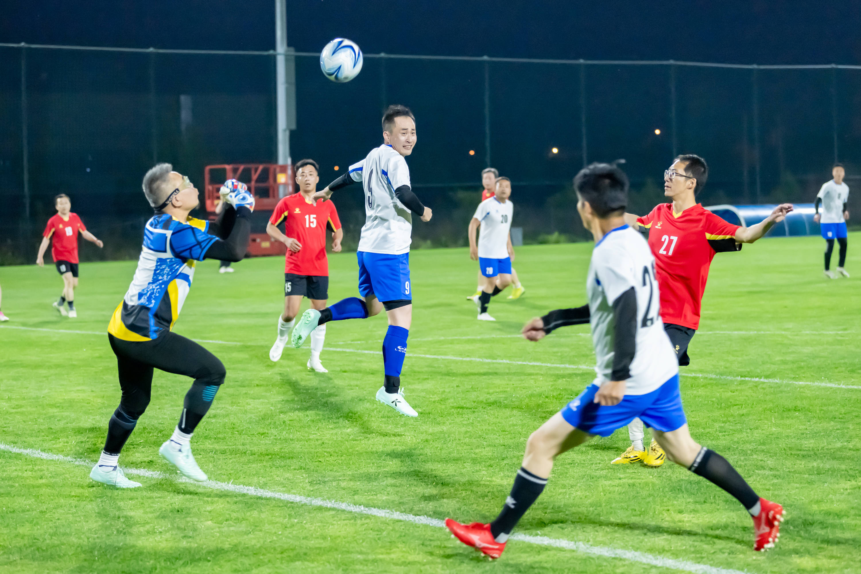 队员更能在 队员更能在