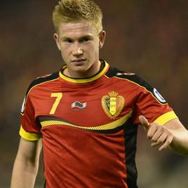 他凭借自己 他凭借自己